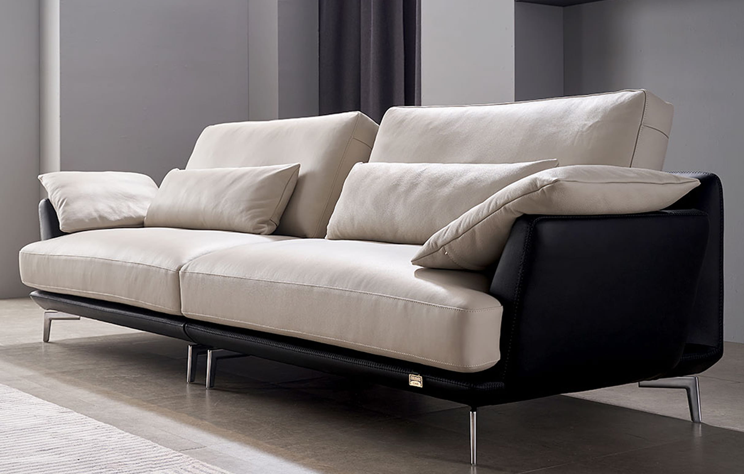 trie_r 소파 측면